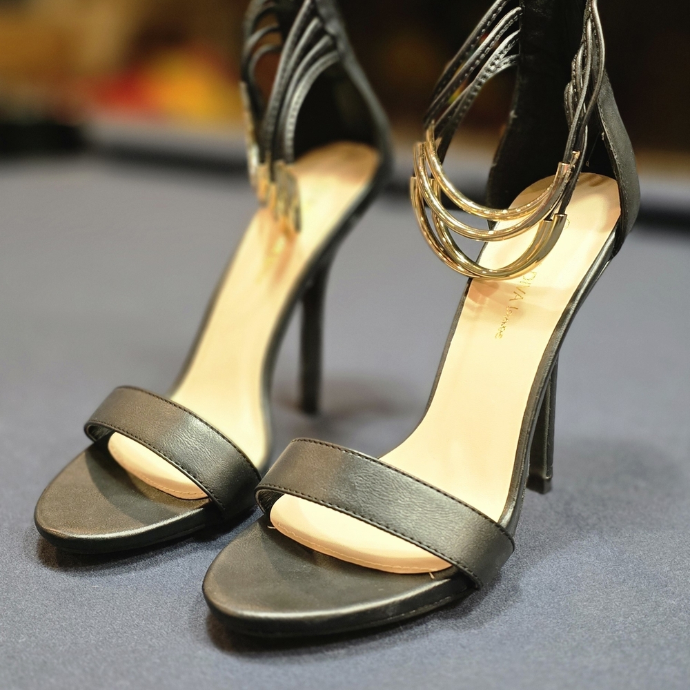 DIVA Lounge Black Strappy Heels